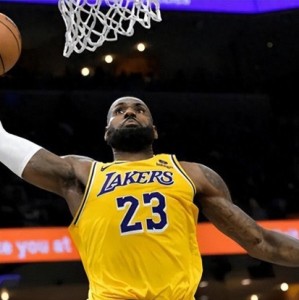 开云体育网页版登录入口-詹姆斯：我季后赛胜率63.3%，乔丹：我71%，他：麻烦让一让|总冠军|科比·布莱恩特|蒂姆·邓肯|凯文·杜兰特|湖人_新浪体育_新浪新闻