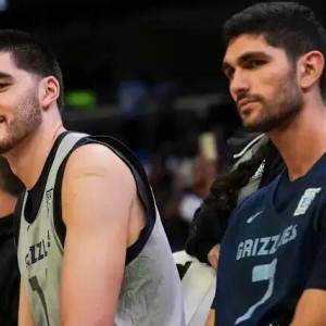 开云体育app下载-1支球队4人赛季报销！这恐怖的伤病潮！！